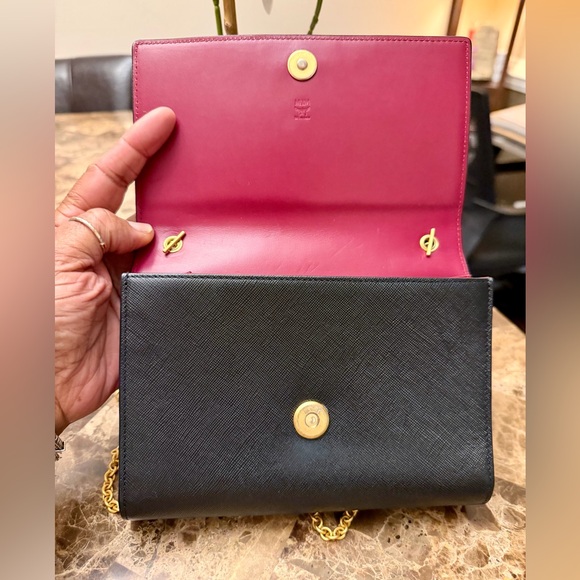 ⭐️⭐️MCM Mina Crossbody Bag with Gold Chain (COA) - Picture 8 of 13